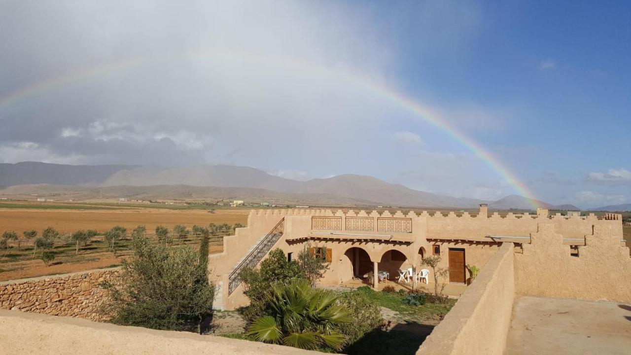 Chambres d'Hôtes piscine, Bains à remous Taforhalt Esterno foto