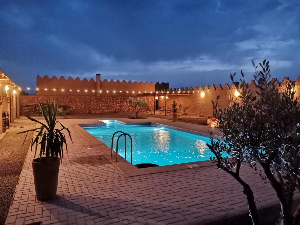 Chambres d'Hôtes piscine, Bains à remous Taforhalt Esterno foto