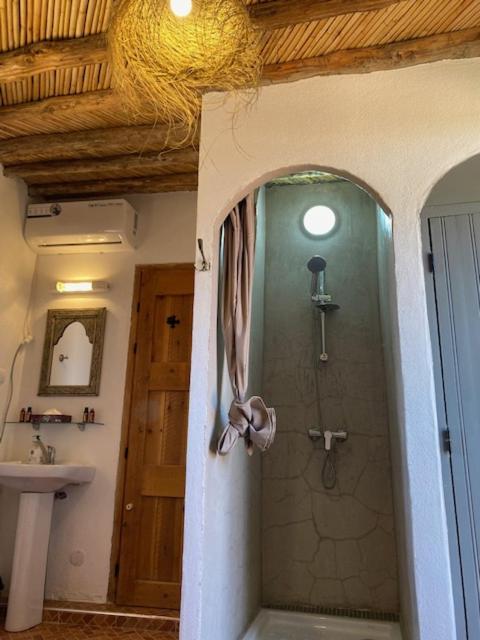Chambres d'Hôtes piscine, Bains à remous Taforhalt Esterno foto