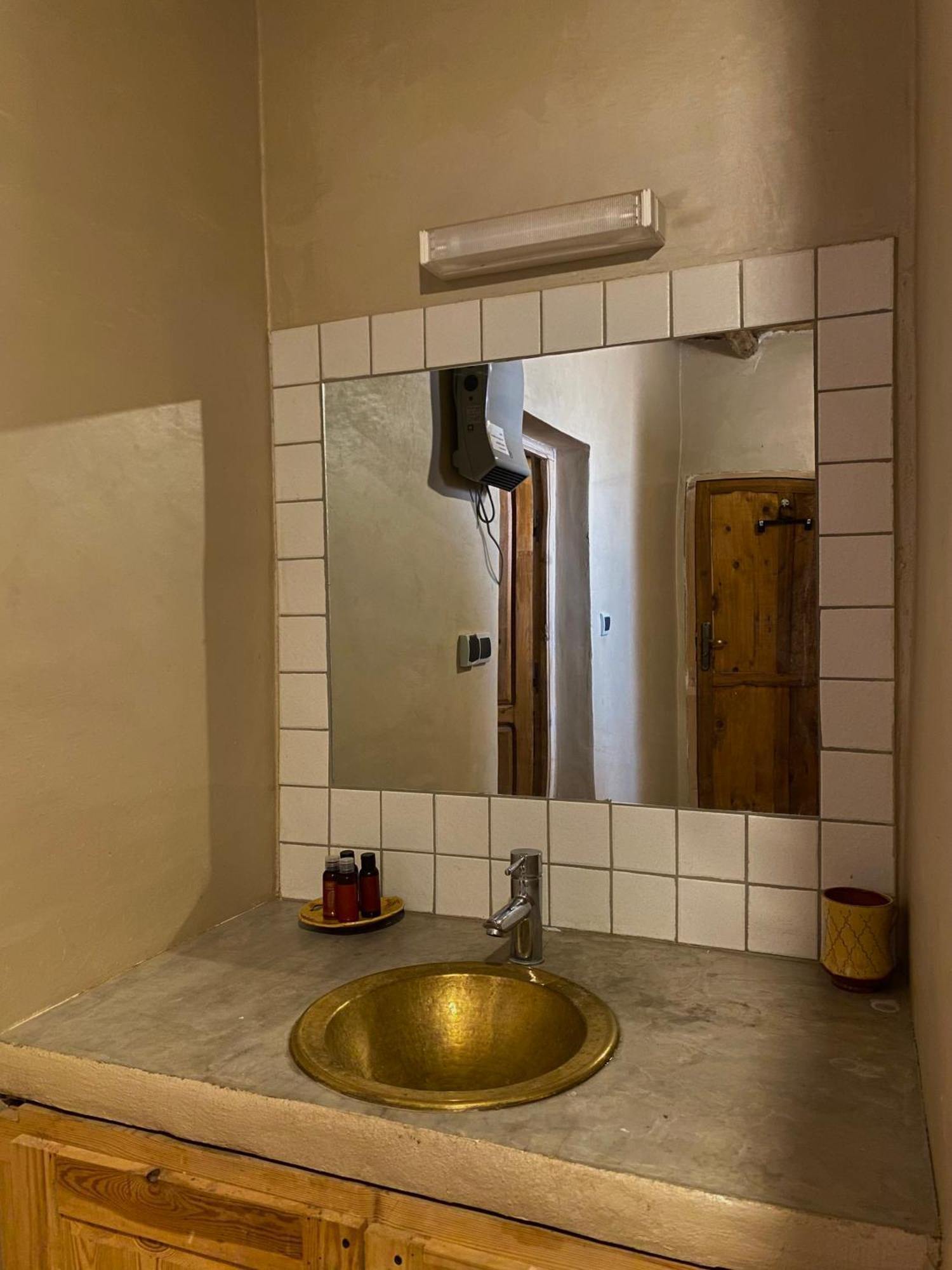 Chambres d'Hôtes piscine, Bains à remous Taforhalt Esterno foto