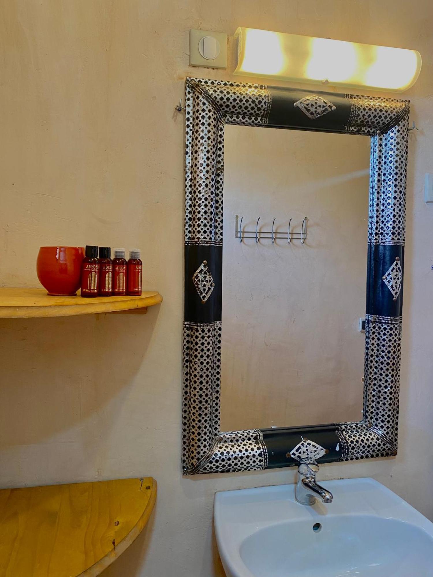 Chambres d'Hôtes piscine, Bains à remous Taforhalt Esterno foto